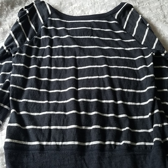 Abercrombie Long Sleevw Top - Picture 3 of 5